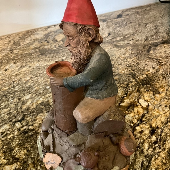 Tom Clark signed potter knome figurine - Picture 2 of 2